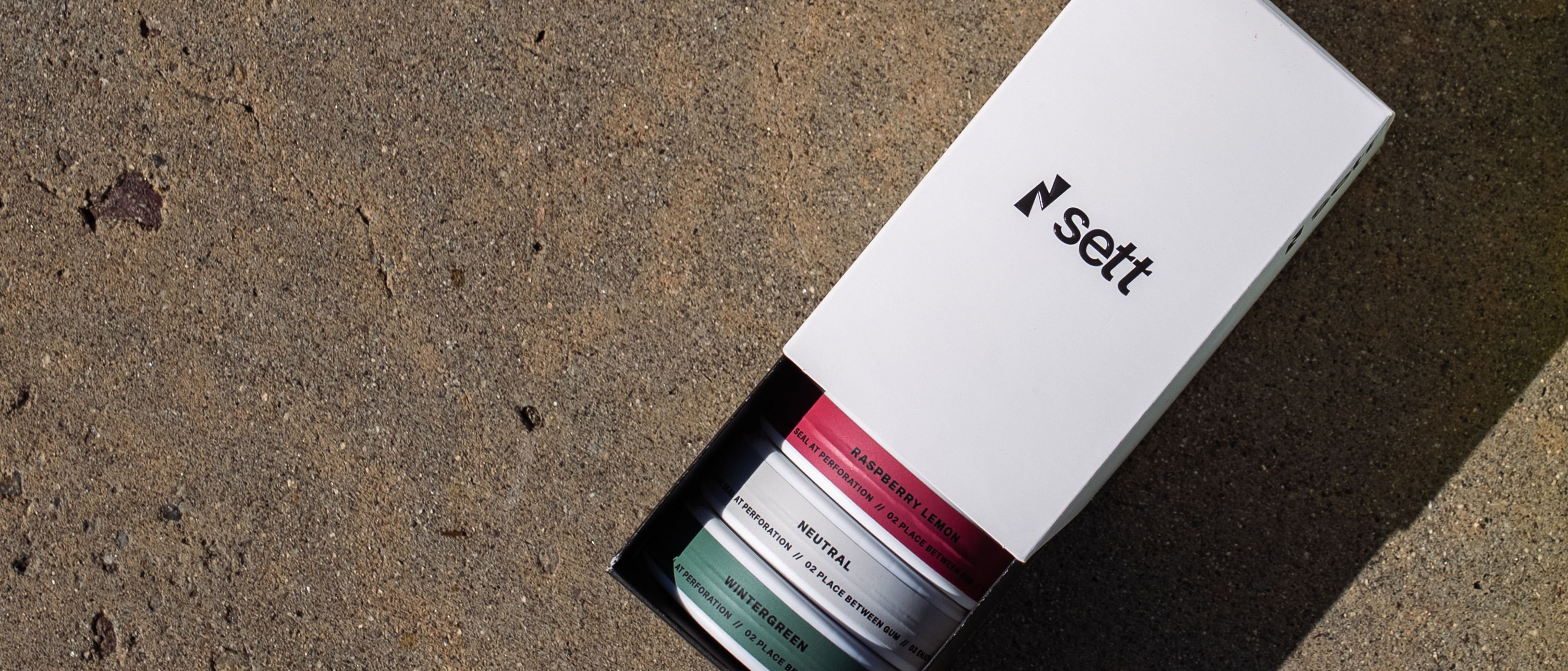 Sett Bundle packaging in sunlight